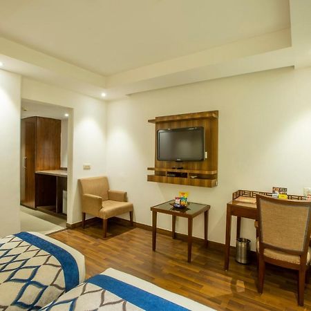Hotel Arch International ニューデリー エクステリア 写真